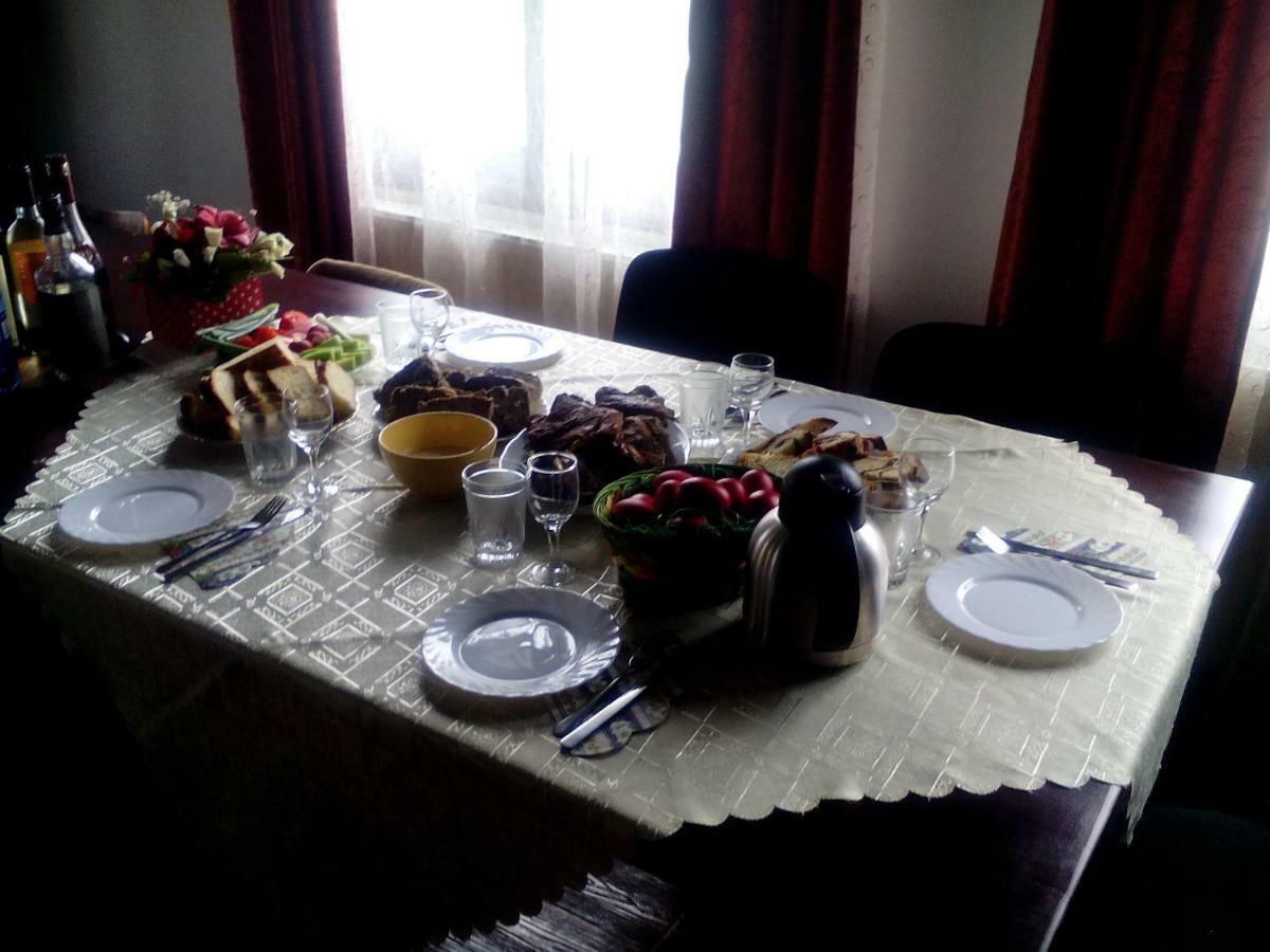 Dobarlica Guest House Dobirlau ภายนอก รูปภาพ